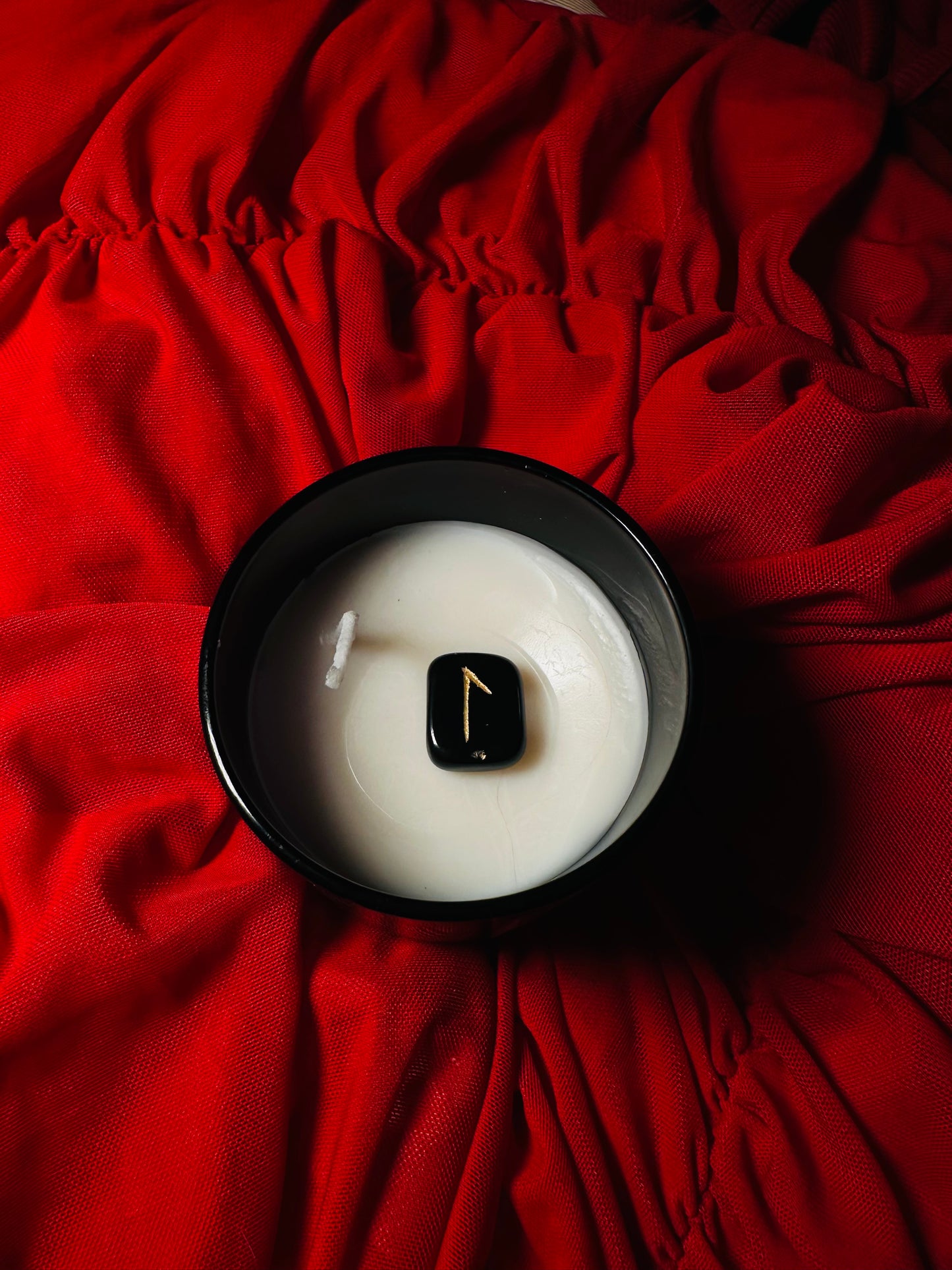 LAGUZ CANDLE