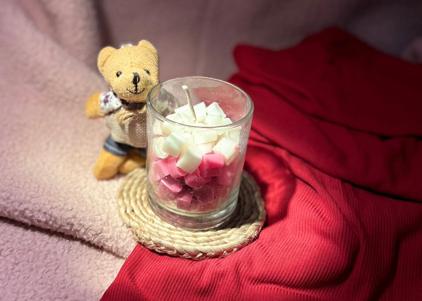 HEART TOPPED TEA LIGHT CANDLE